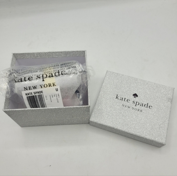 Kate Spade New York X Disney  Minnie Mouse Coin Purse Polka Dot Bow Bag - Picture 14 of 15